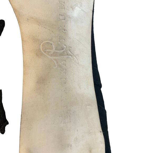 Ivanka Trump Black Suede Stiletto Pull On Ankle Booties Women Sz 7.5 - Picture 5 of 13